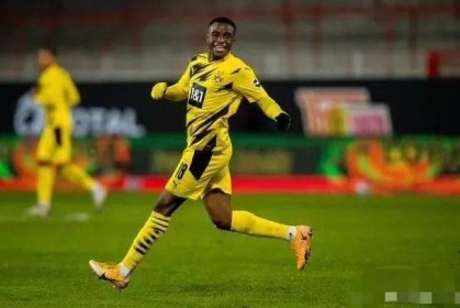  德甲新生代闪耀，穆科科破纪录成最年轻进球者  