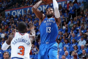  雷霆双少合砍八十五分擒老鹰  