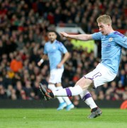 1, 曼城德比战三球完胜曼联  