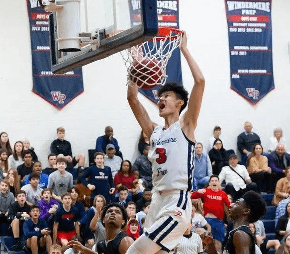 17, 尼斯天才小将签约五年留队效力  